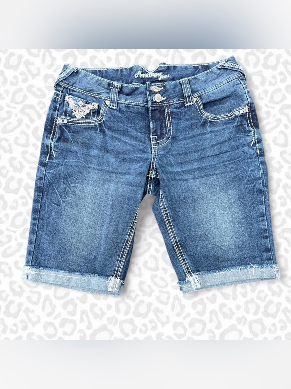 Amethyst Medium Wash Denim Shorts Size 5